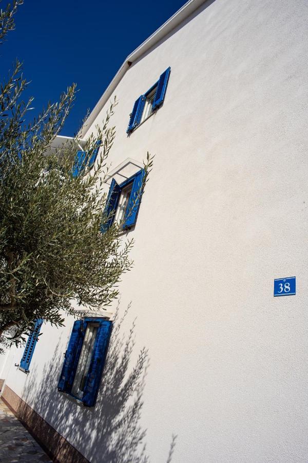 Olive Tree Apartments Umag Exteriér fotografie
